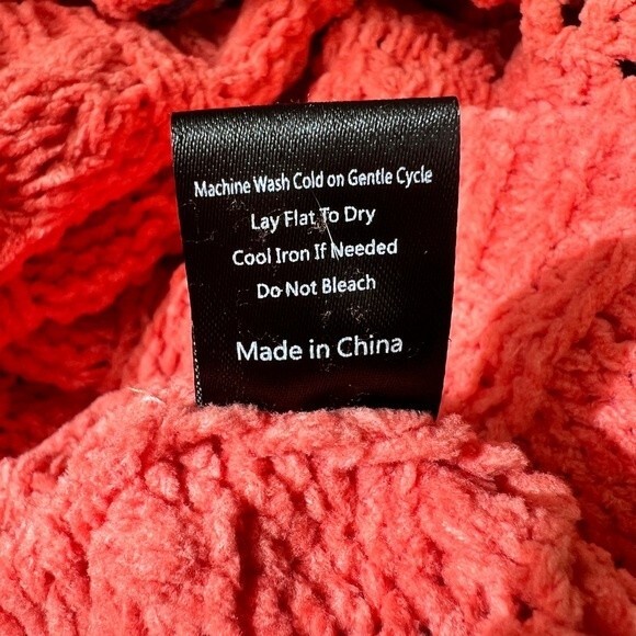 POL Cable Knit Long Sleeve Orange Sweater With Granny Square Detail Size Small - Picture 9 of 11